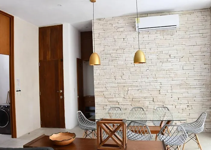 Beauty Designed 4 Queen In W Amenities Apartment
